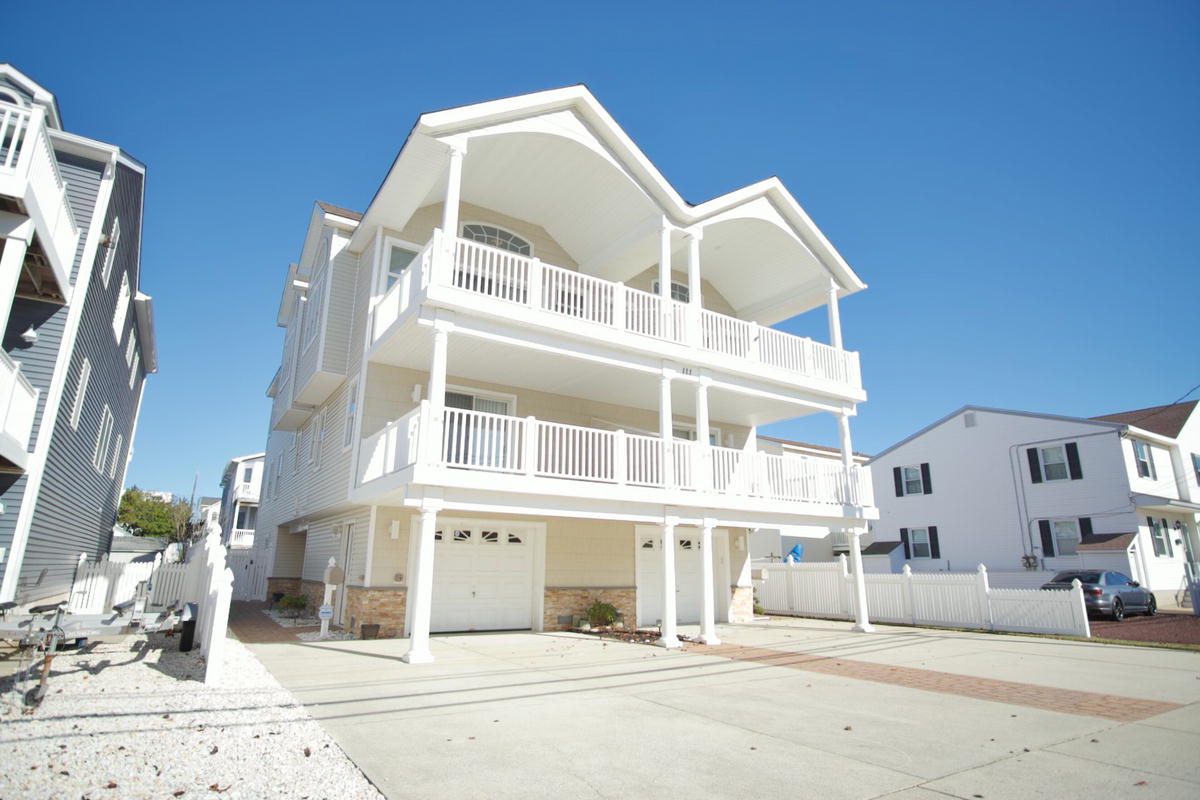 5922 Sounds Avenue, 1st Floor, Sea Isle City