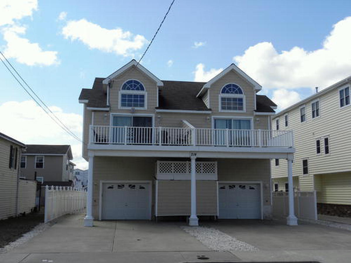122-32nd Street, 1st FL, Sea Isle City